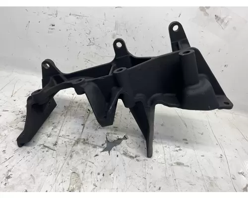 DETROIT DIESEL Series 60 DDEC V 14.0L Engine Bracket