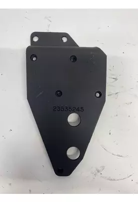 DETROIT DIESEL Series 60 DDEC V 14.0L Engine Bracket