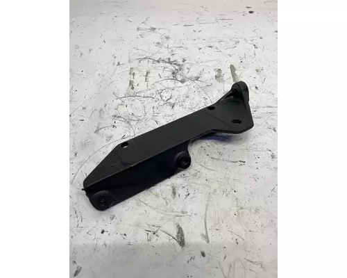 DETROIT DIESEL Series 60 DDEC V 14.0L Engine Bracket