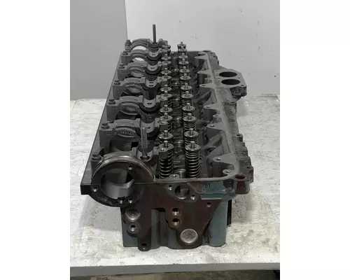 DETROIT DIESEL Series 60 DDEC V 14.0L Engine Cylinder Head