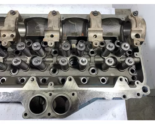 DETROIT DIESEL Series 60 DDEC VI 14.0L Cylinder Head