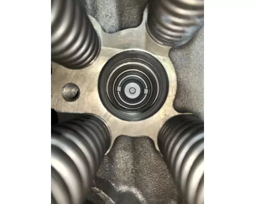 DETROIT DIESEL Series 60 DDEC VI 14.0L Cylinder Head