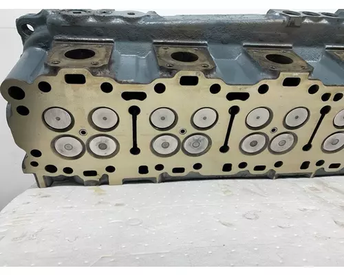 DETROIT DIESEL Series 60 DDEC VI 14.0L Cylinder Head