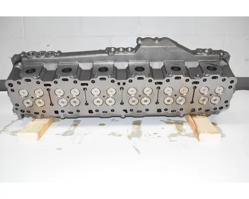 DETROIT DIESEL Series 60 Cylinder Head