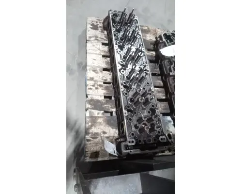 DETROIT 4300 Cylinder Head