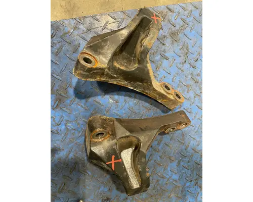 DETROIT 4900 FA Engine Mounts
