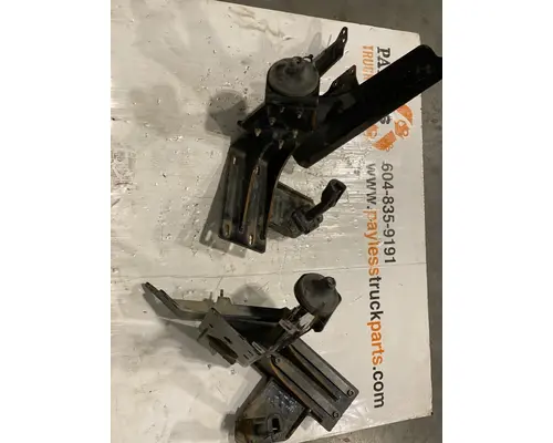 DETROIT 5700 Engine Mounts