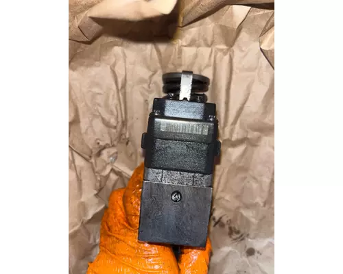 DETROIT 60 SER 12.7 Fuel Injector