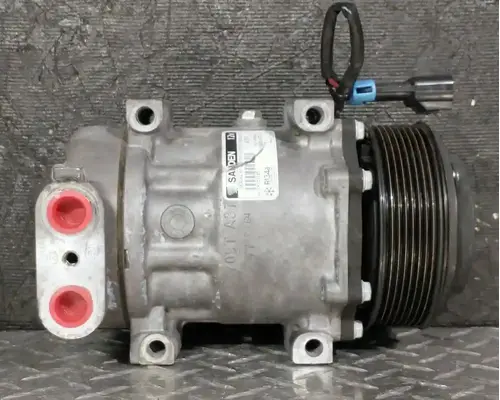 DETROIT 60 SER 14.0 Air Conditioner Compressor
