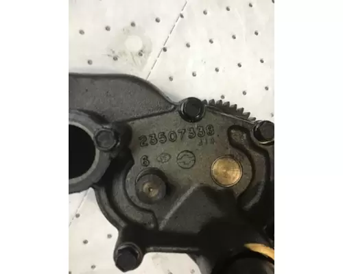 DETROIT 60 SERIES-12.7 DDC3 OIL PUMP