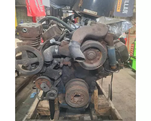 DETROIT 8.2T Engine Assembly