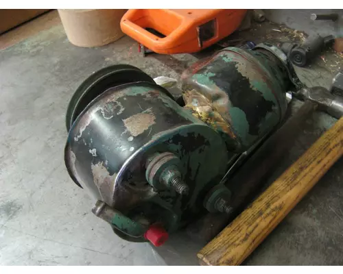 DETROIT 8.2 Power Steering Pump