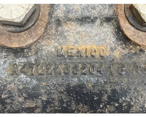 DETROIT A4722233204 Engine Mounts