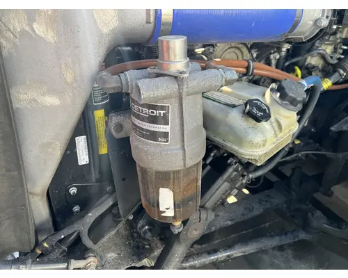 DETROIT CASCADIA 126 Filter  Water Separator