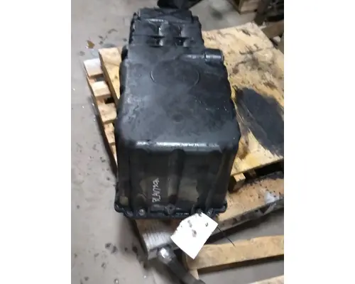 DETROIT CASCADIA Oil Pan