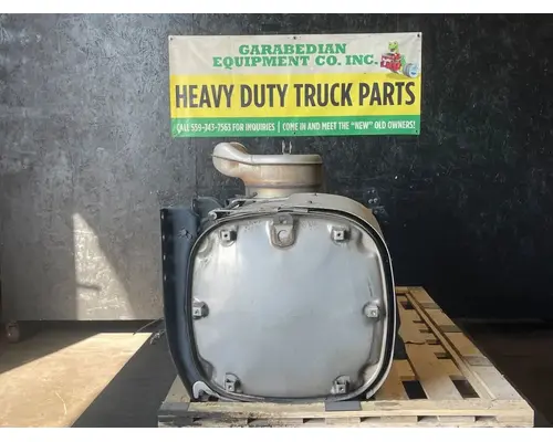 DETROIT Cascadia 125 DPF (Diesel Particulate Filter)