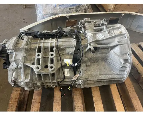 DETROIT Cascadia Transmission Assembly