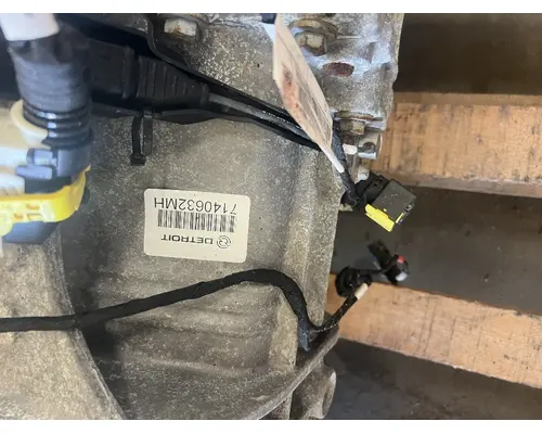 DETROIT Cascadia Transmission Assembly