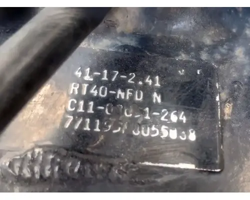 DETROIT DA-RT40.0-4T Rear Rears (Tandem Rear or Single)