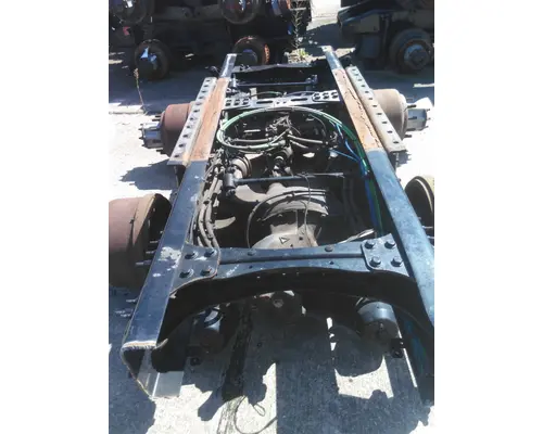 DETROIT DART400-4FRTBD CUTOFF - SINGLE AXLE