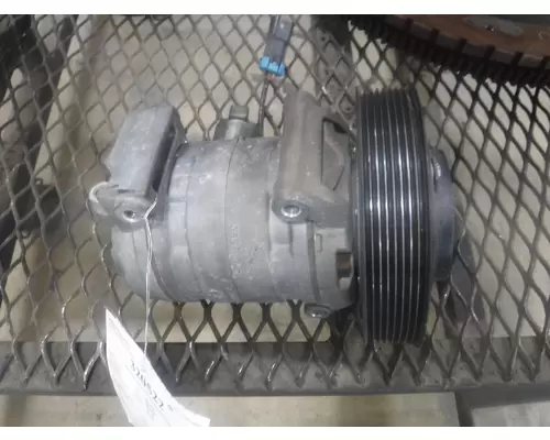 DETROIT DD13 / DD15 Air Conditioner Compressor