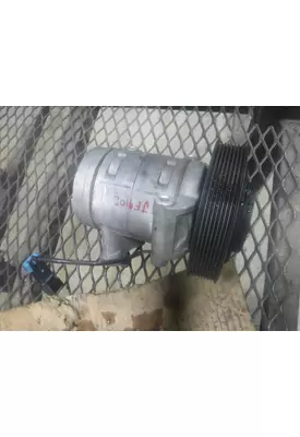 DETROIT DD13 / DD15 Air Conditioner Compressor