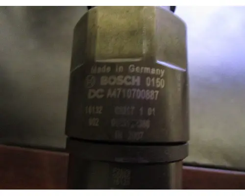 DETROIT DD13_A4710700887 Fuel Injector