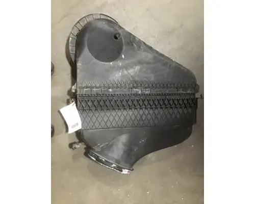 DETROIT DD13 Air Cleaner