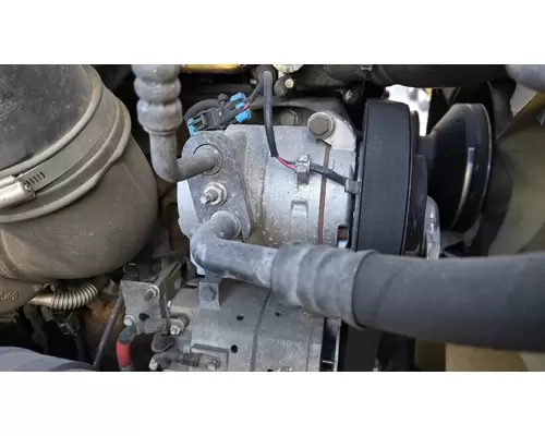 DETROIT DD13 Air Conditioner Compressor