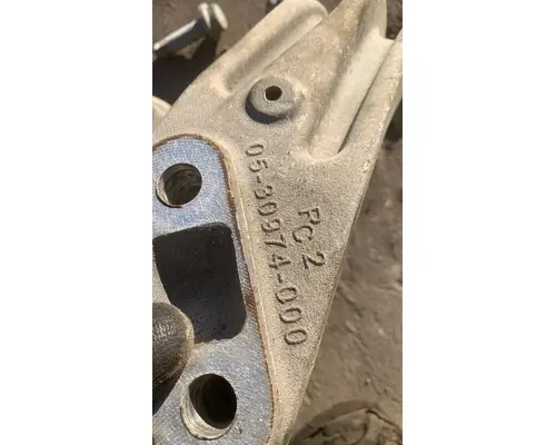 DETROIT DD13 Bracket, Misc.