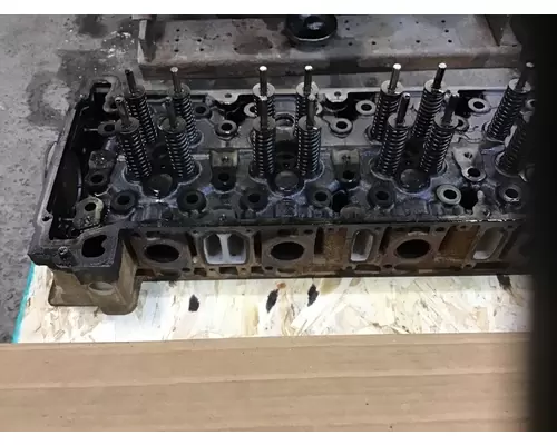 DETROIT DD13 CYLINDER HEAD