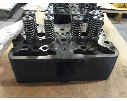 DETROIT DD13 CYLINDER HEAD