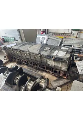 DETROIT DD13 Cylinder Head