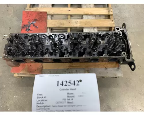 DETROIT DD13 Cylinder Head