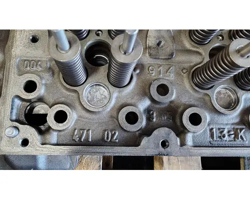 DETROIT DD13 Cylinder Head