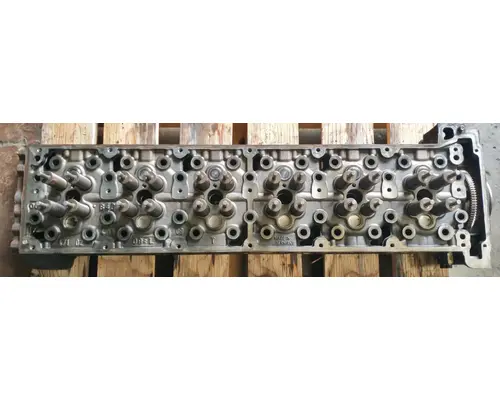 DETROIT DD13 Cylinder Head
