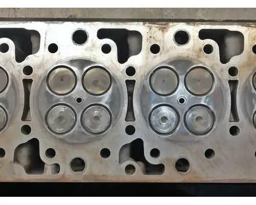 DETROIT DD13 Cylinder Head