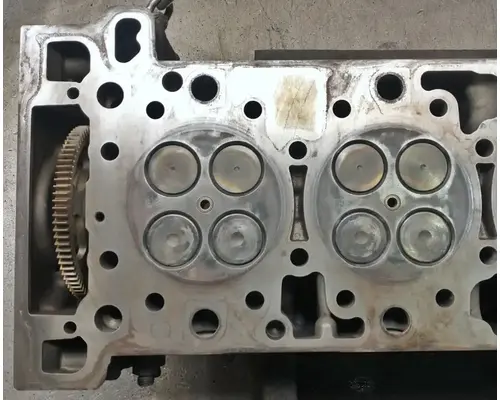 DETROIT DD13 Cylinder Head