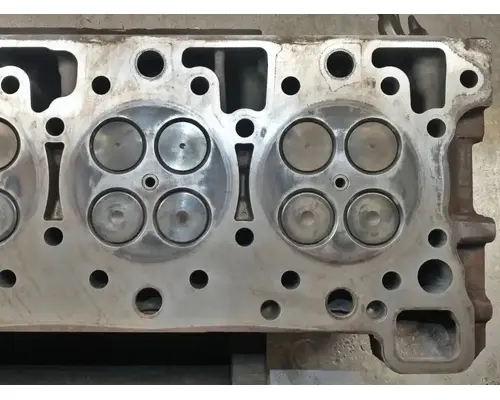 DETROIT DD13 Cylinder Head