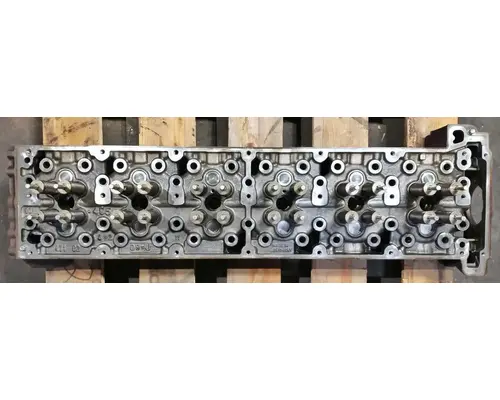 DETROIT DD13 Cylinder Head