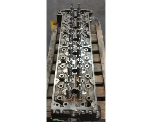 DETROIT DD13 Cylinder Head