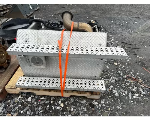 DETROIT DD13 DPF (Diesel Particulate Filter)