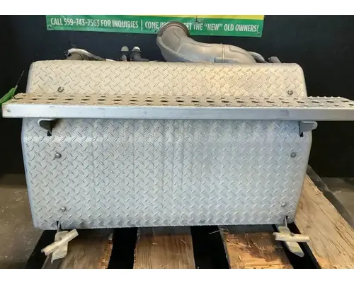 DETROIT DD13 DPF (Diesel Particulate Filter)
