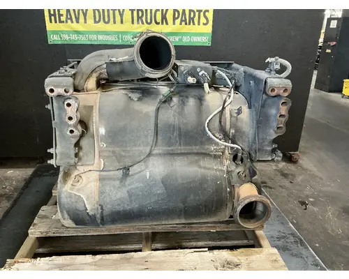 DETROIT DD13 DPF (Diesel Particulate Filter)