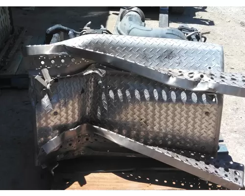 DETROIT DD13 DPF ASSEMBLY (DIESEL PARTICULATE FILTER)