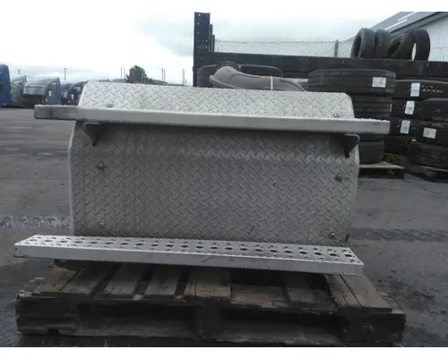 DETROIT DD13 DPF ASSEMBLY (DIESEL PARTICULATE FILTER)