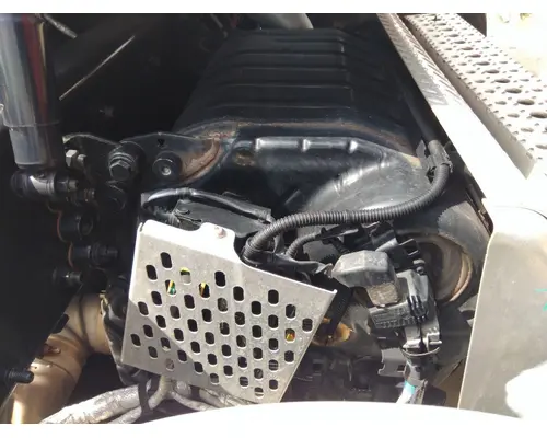 DETROIT DD13 DPF ASSEMBLY (DIESEL PARTICULATE FILTER)