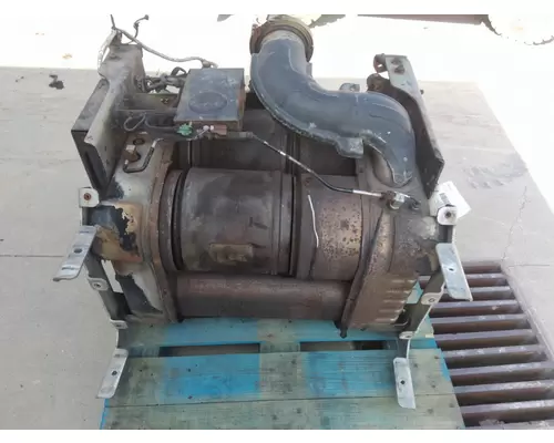 DETROIT DD13 DPF ASSEMBLY (DIESEL PARTICULATE FILTER)