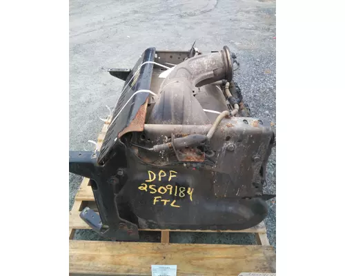 DETROIT DD13 DPF ASSEMBLY (DIESEL PARTICULATE FILTER)
