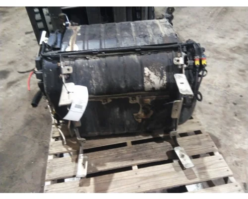 DETROIT DD13 DPF ASSEMBLY (DIESEL PARTICULATE FILTER)